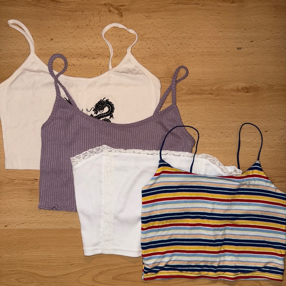 PacSun and Urban Outfitters crop top bundle